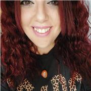 Técnico en Gestión de Alojamientos Turísticos y Experta Universitaria en Marketing Digital y Comercio Electrónico.